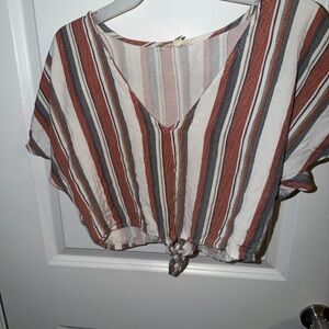 Chic Striped V-Neck Crop Top